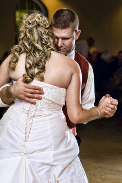 ohio-wedding-first-dance-photo