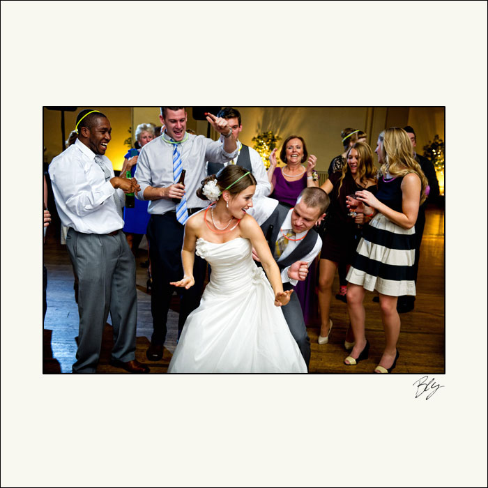 bride-groom-wedding-reception-dancing-columbus-athenaeum-bly-photography