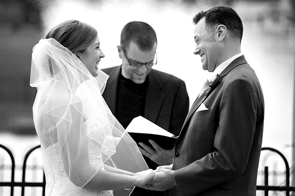 wedding-ceremony-amelita-mirolo-barn-upper-arlington-ohio-bly-photography