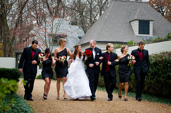 bridal-party-walking-bexley-ohio-photographer-bly-photography