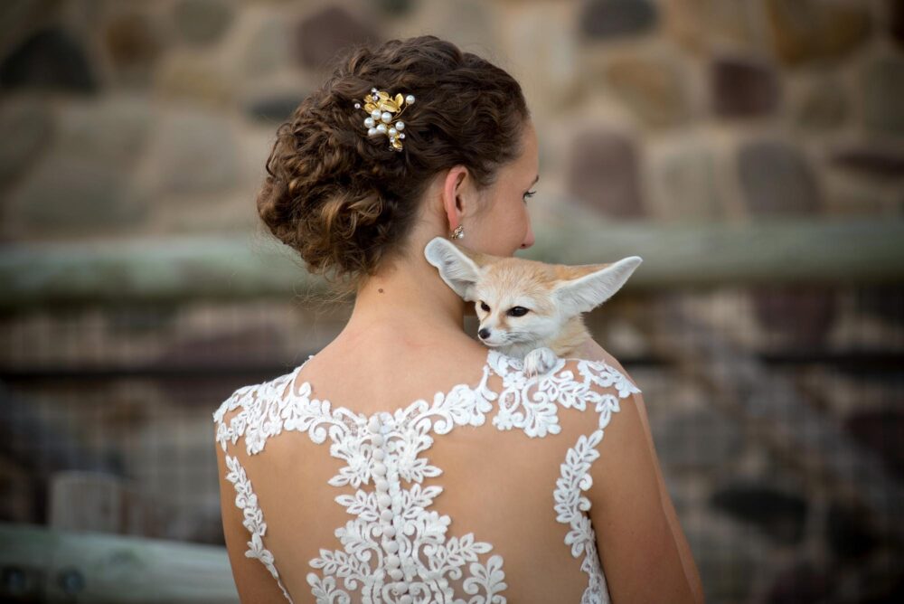 bride fennec fox columbus zoo wedding bly photography