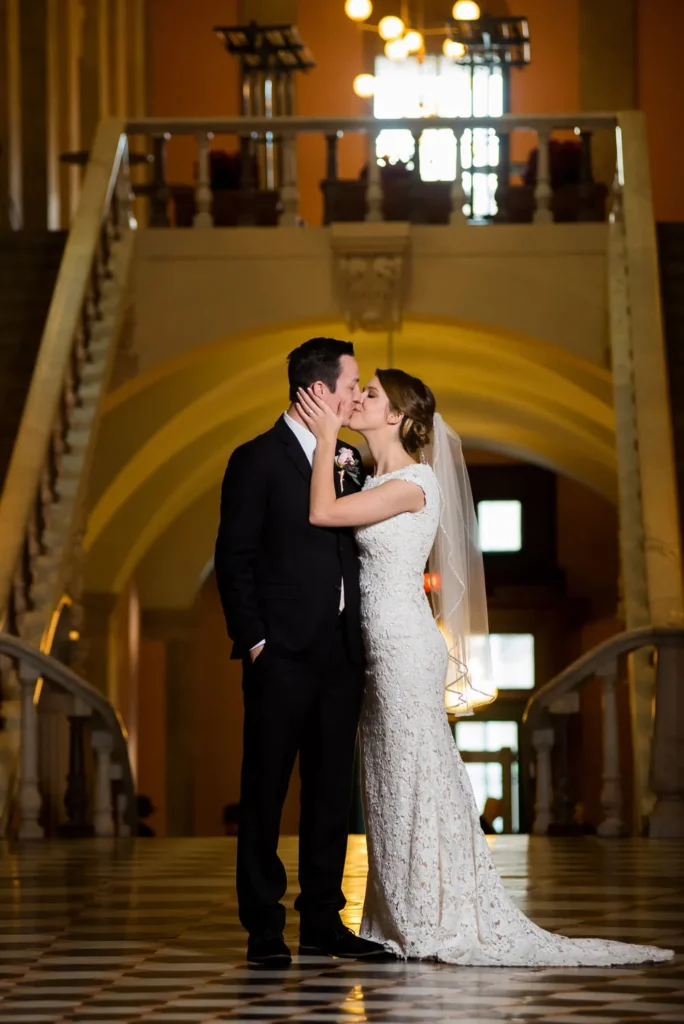 columbus ohio statehouse wedding portrait