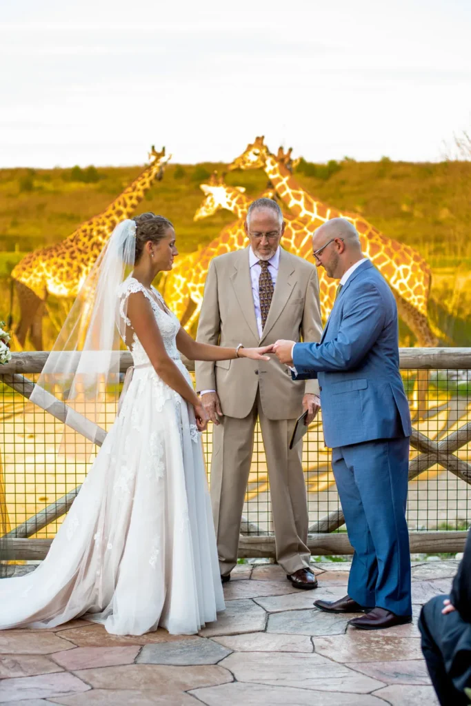 columbus zoo wedding ceremony ring