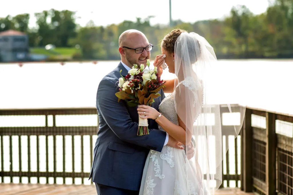 wedding first look columbus ohio zoo