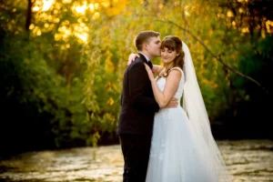 creekside gahanna pond wedding