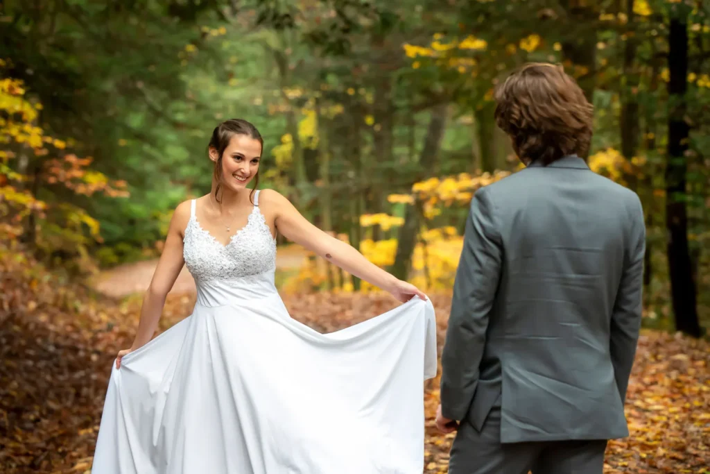 hocking hills ohio fall wedding