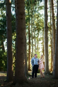 inniswood park woods engagement