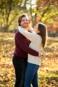 schiller park columbus engagement couple