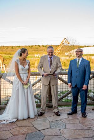 columbus-zoo-wedding-ceremony-bly-photography.jpg